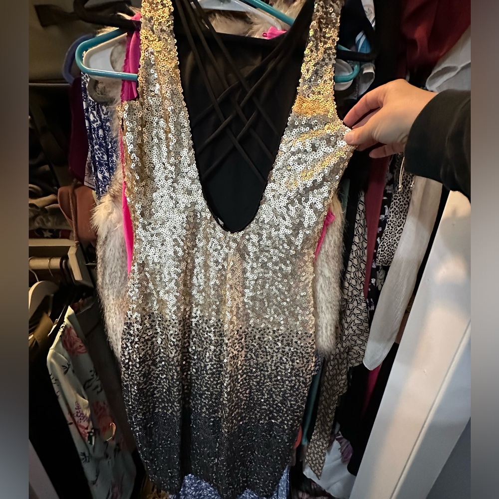 Venus gold- black ombré dress